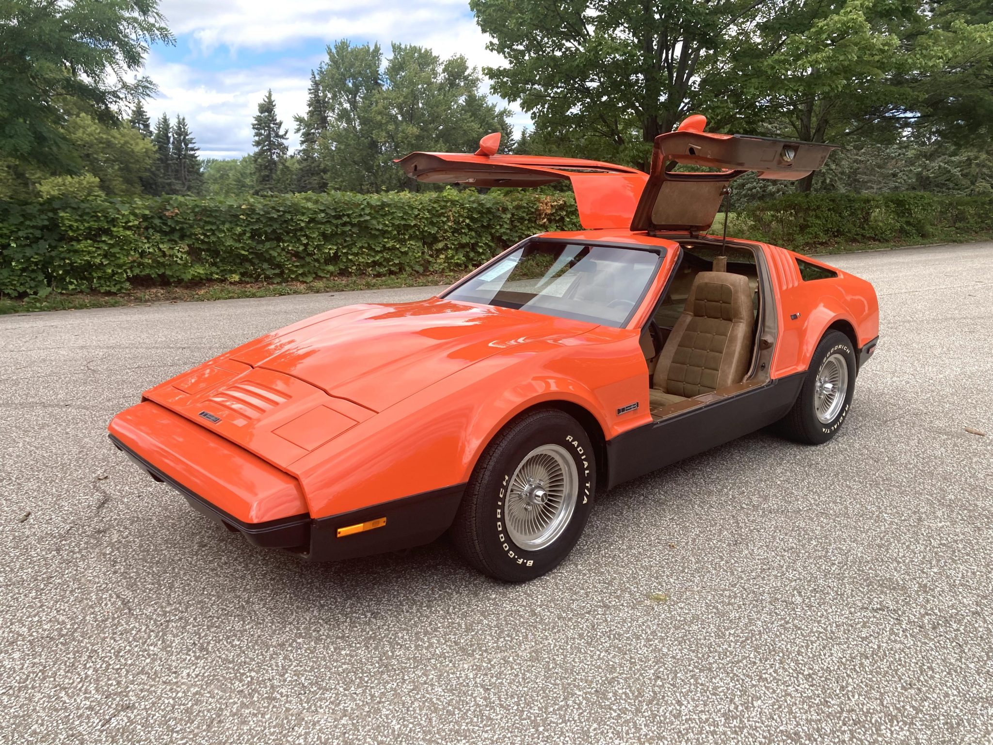 Top 4 Classic 1975 and 1976 Bricklin SV-1 Cars – Vintage Collector’s Dream